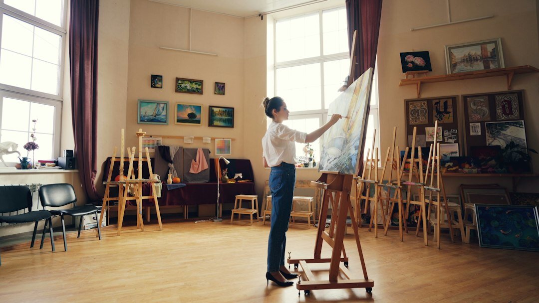 Trainer teaching a group in a studio classroom